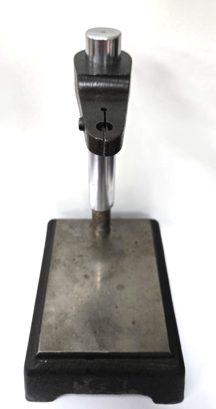 GRANITE COMPARATOR STAND 6-1/2"