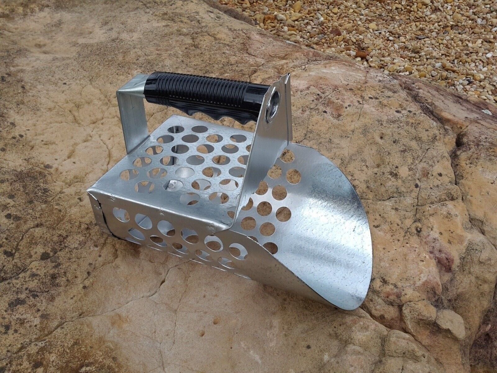 High-Quality Metal Detector Large Bucket Beach Sand Scoop Find Gold Rings Coins