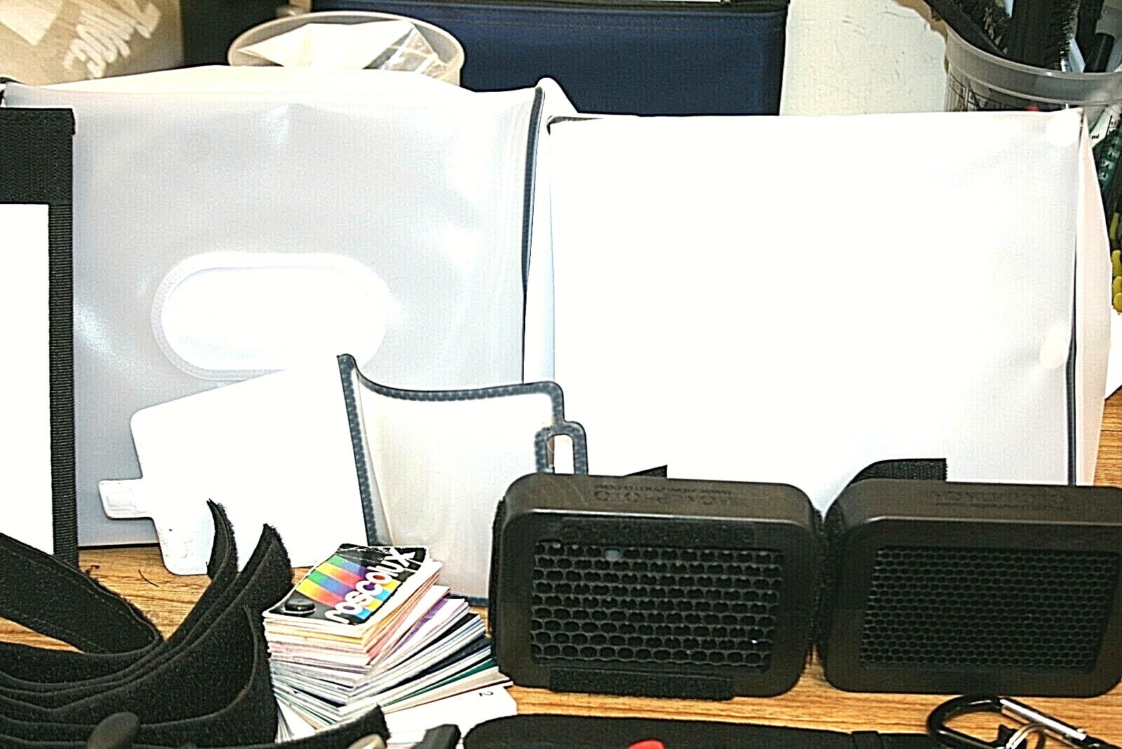 Camera Flash Kit & Filters With Umbrellas