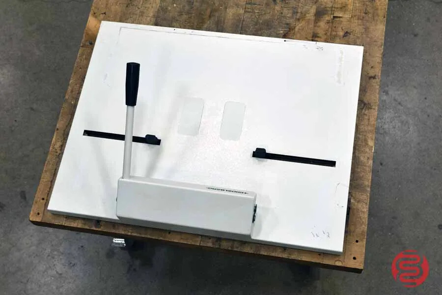 Heidelberg Heavy Duty Table Top Plate Punch A1.090.9016/03