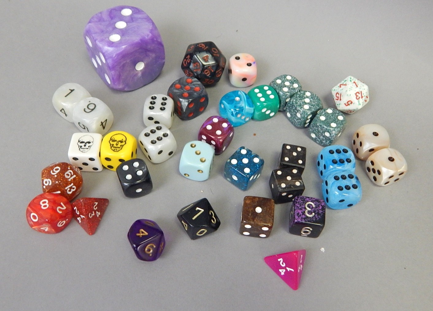 34pc Vintage Chessex poly D6 pip dice lot OOP speckled glitter neon swirl jumbo