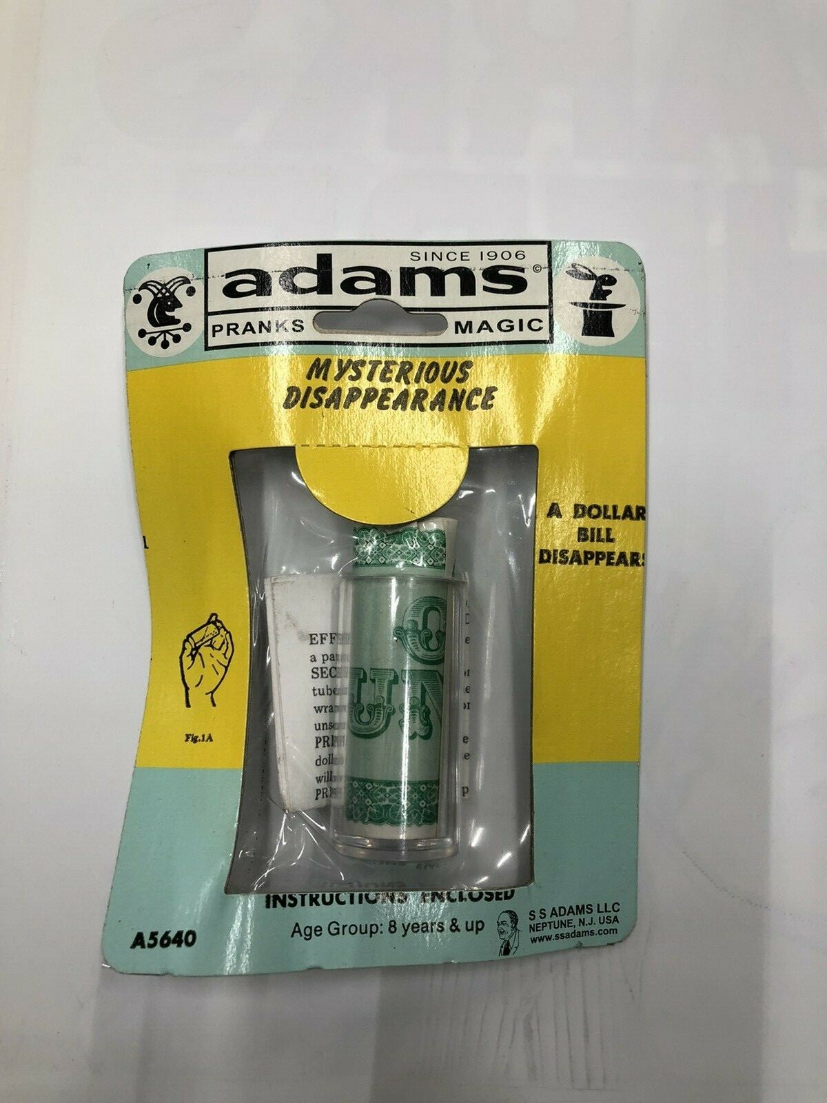 Adams Classic Gags & Jokes the mysterious disappearance trick new old stock MOC