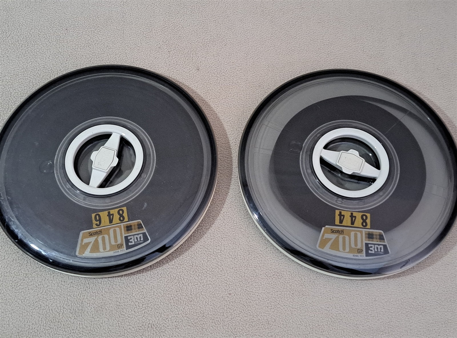 2 Scotch 9-Track 10.5" Computer Data Magnetic Tape Reels 3200 FCI [w/ Cases] b