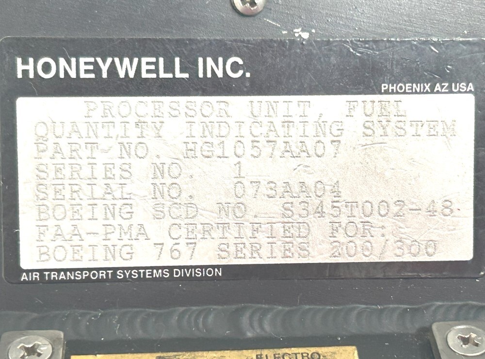 Boeing 767 Aircraft Fuel Quantity Indicator Processor Unit P/N HG1057AA07
