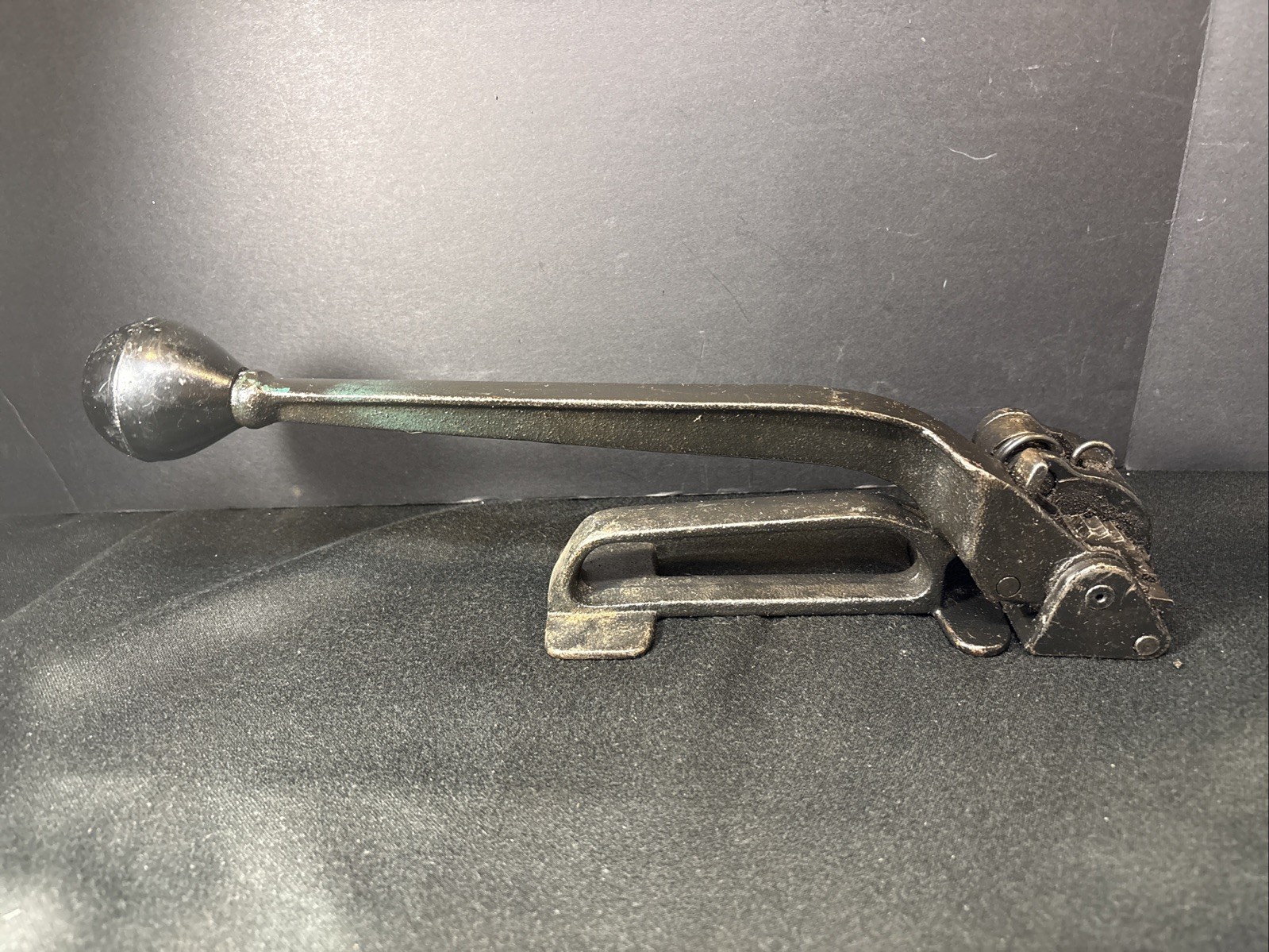 Vintage Steel Bandit Banding Tool Band-It Steel Strapping Clamp Tensioner USA