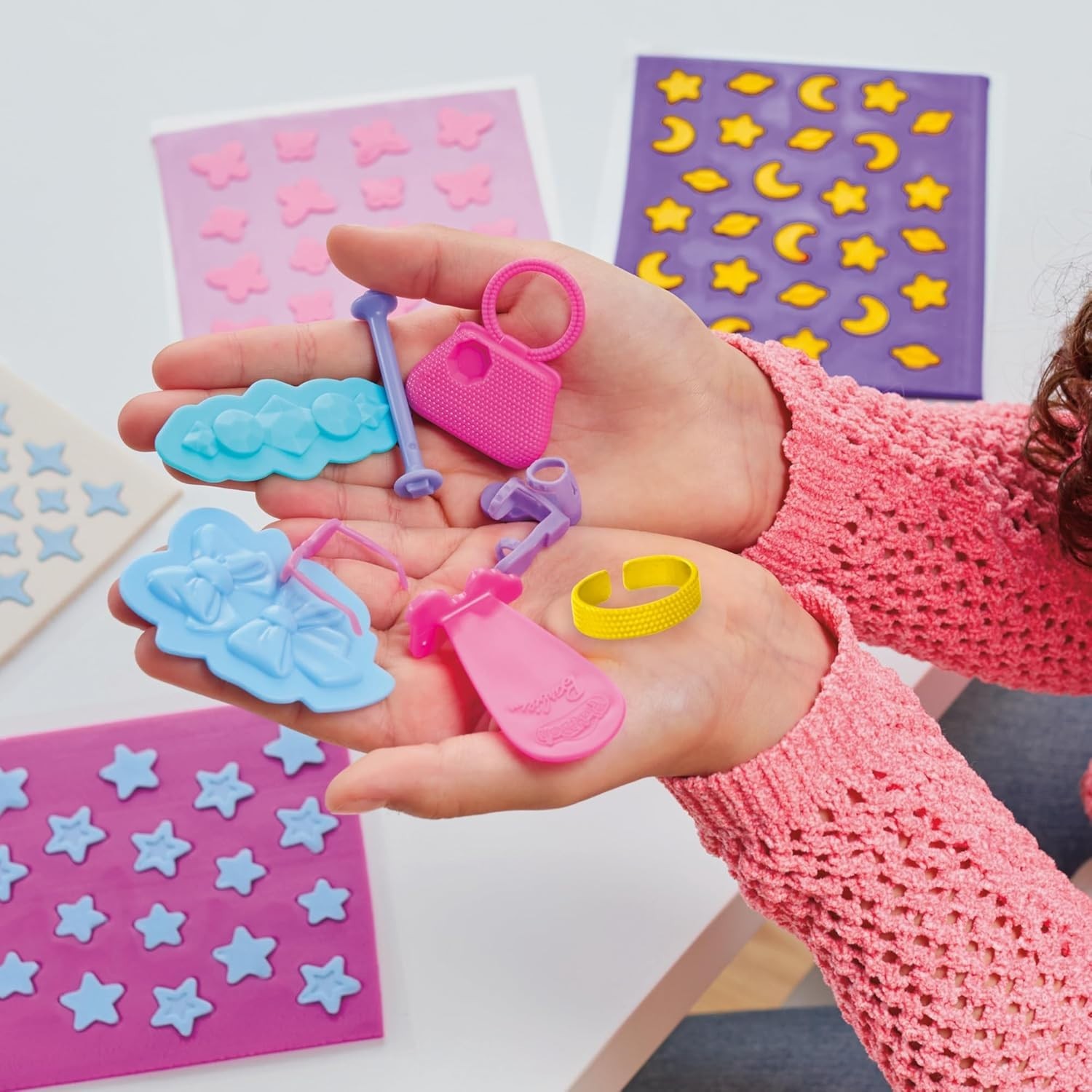 Inspire Creativity with Barbie Sparkles & Gems: 4 Modeling Sheets & Accessories