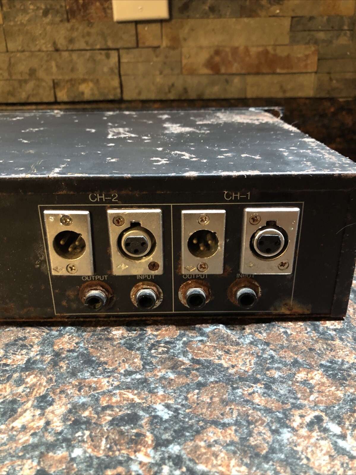 Phonic PEQ 3600 1/3 Octave Graphic Equalizer