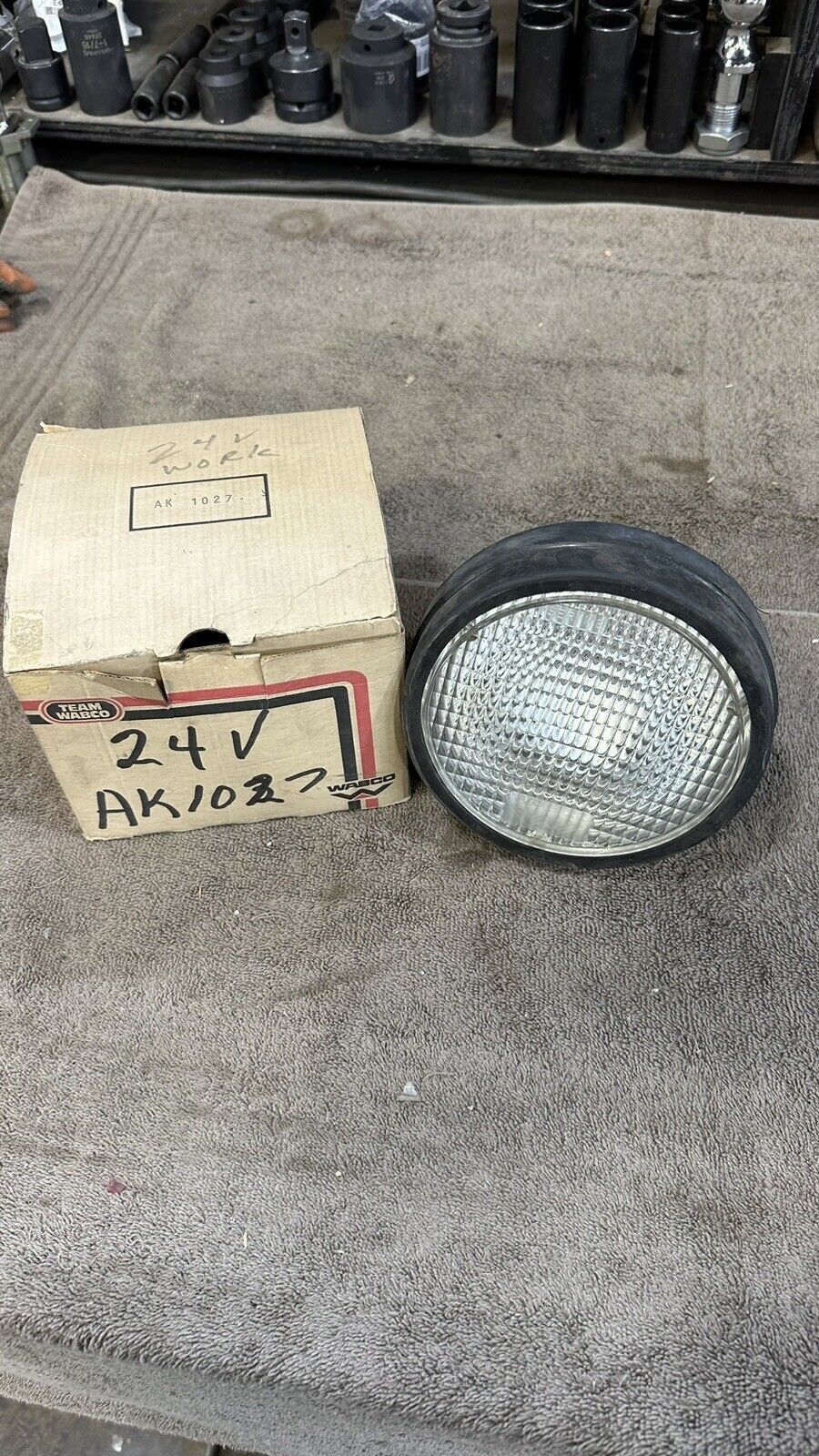 Wabco AK1027 Vintage Work Light 24volt With Switch