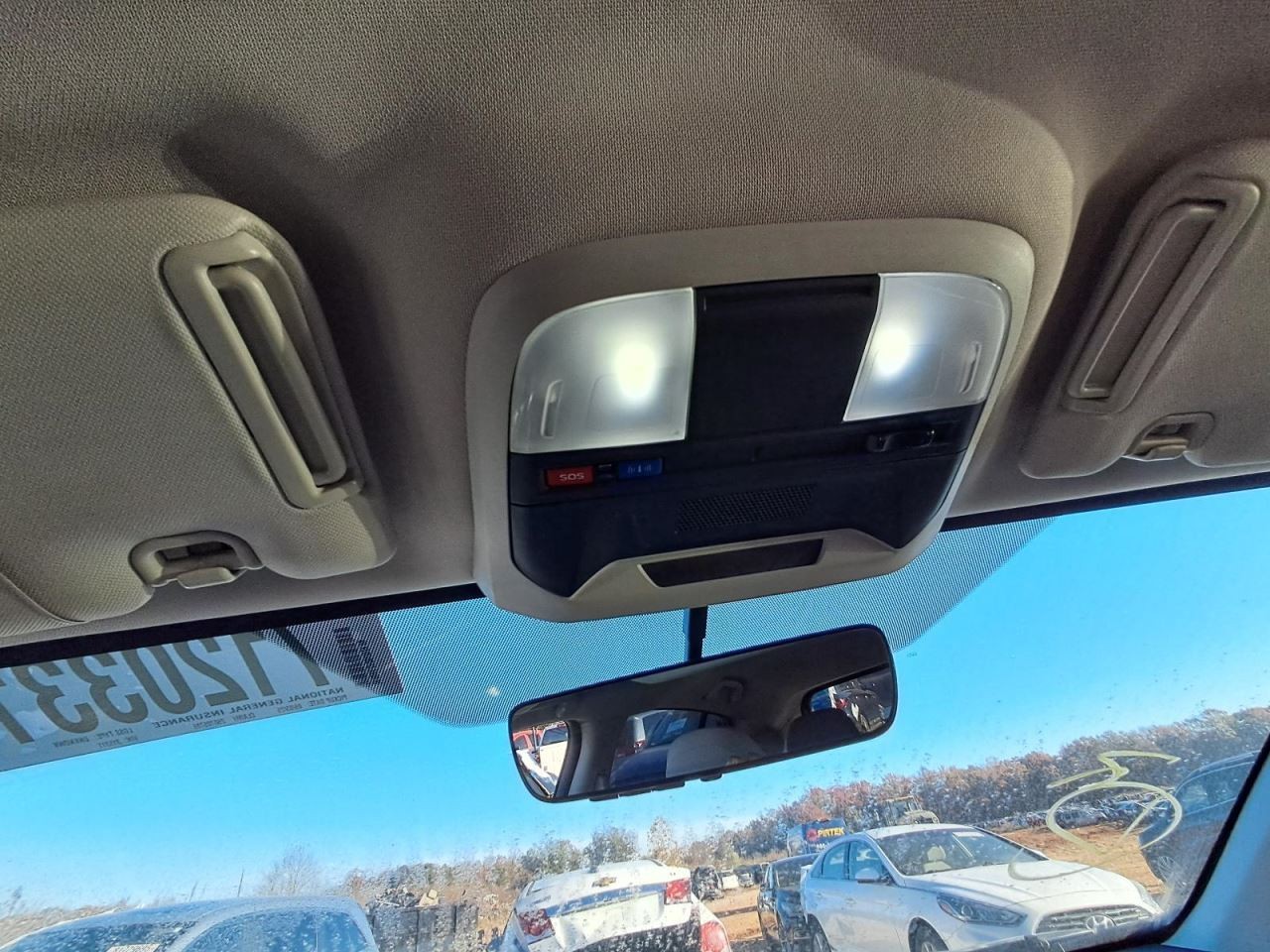XV CROSST 2018 Glove Box 4856277