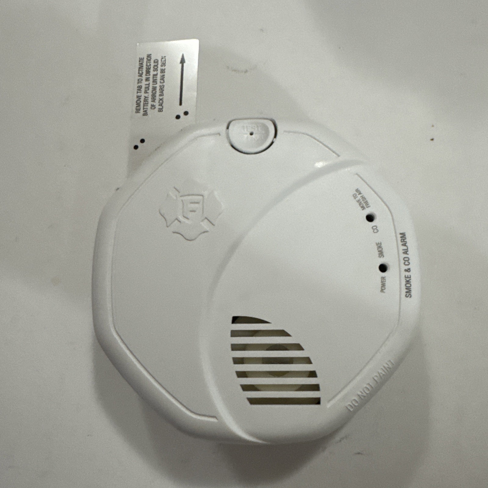 First Alert BRK SMCO100 Combination Smoke & Carbon Monoxide Alarm New E52
