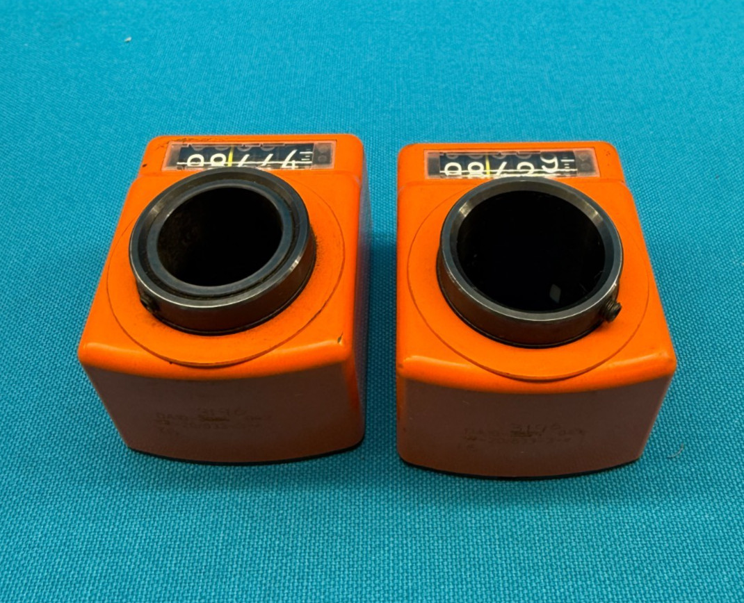 Lot of 2 - Siko DA10-3691 Digital Mechanical Position Indicator