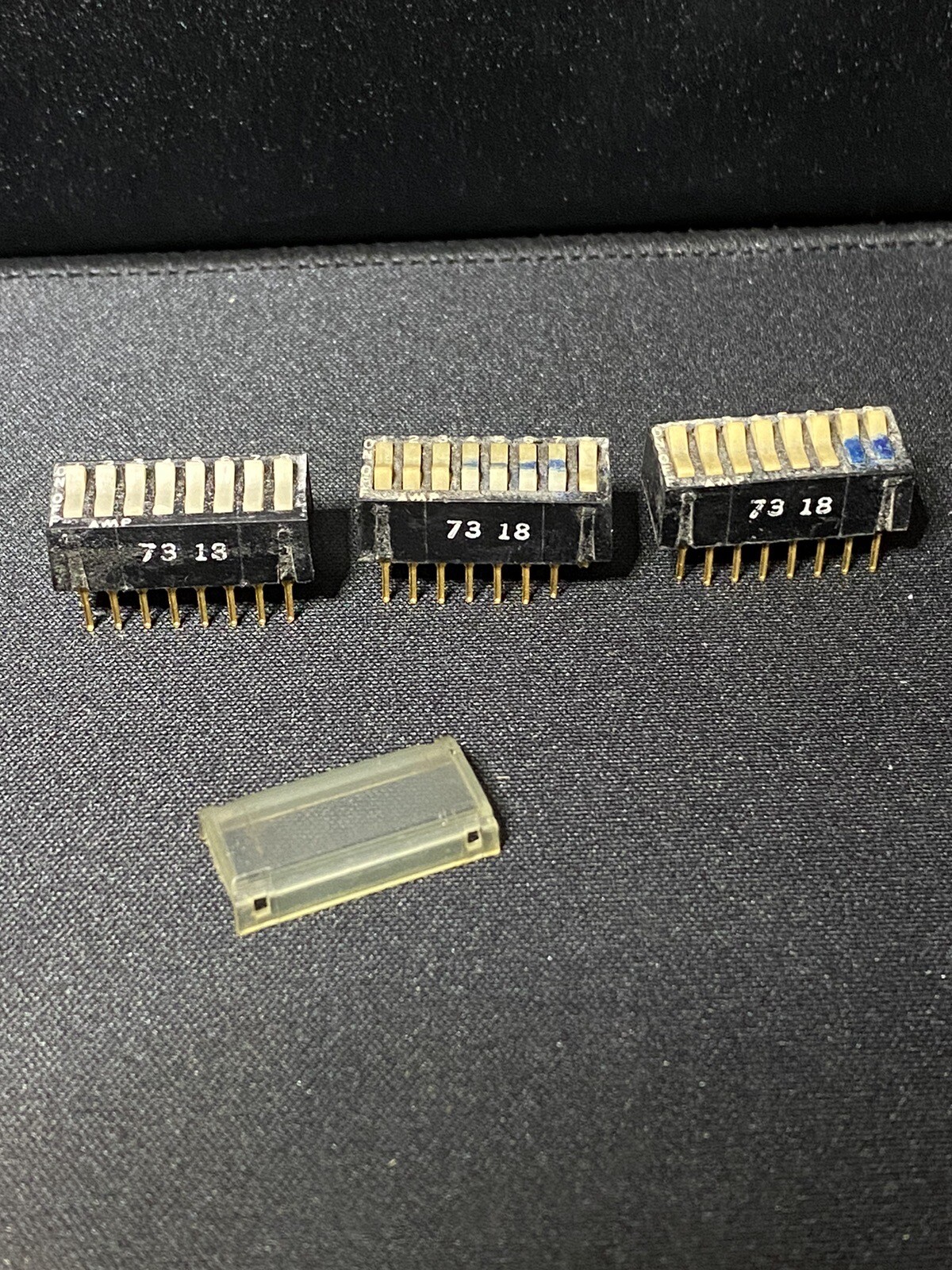 3 Lot:  8 CHANNEL DIP SWITCH 16 PIN CONTACT (# 73 18)