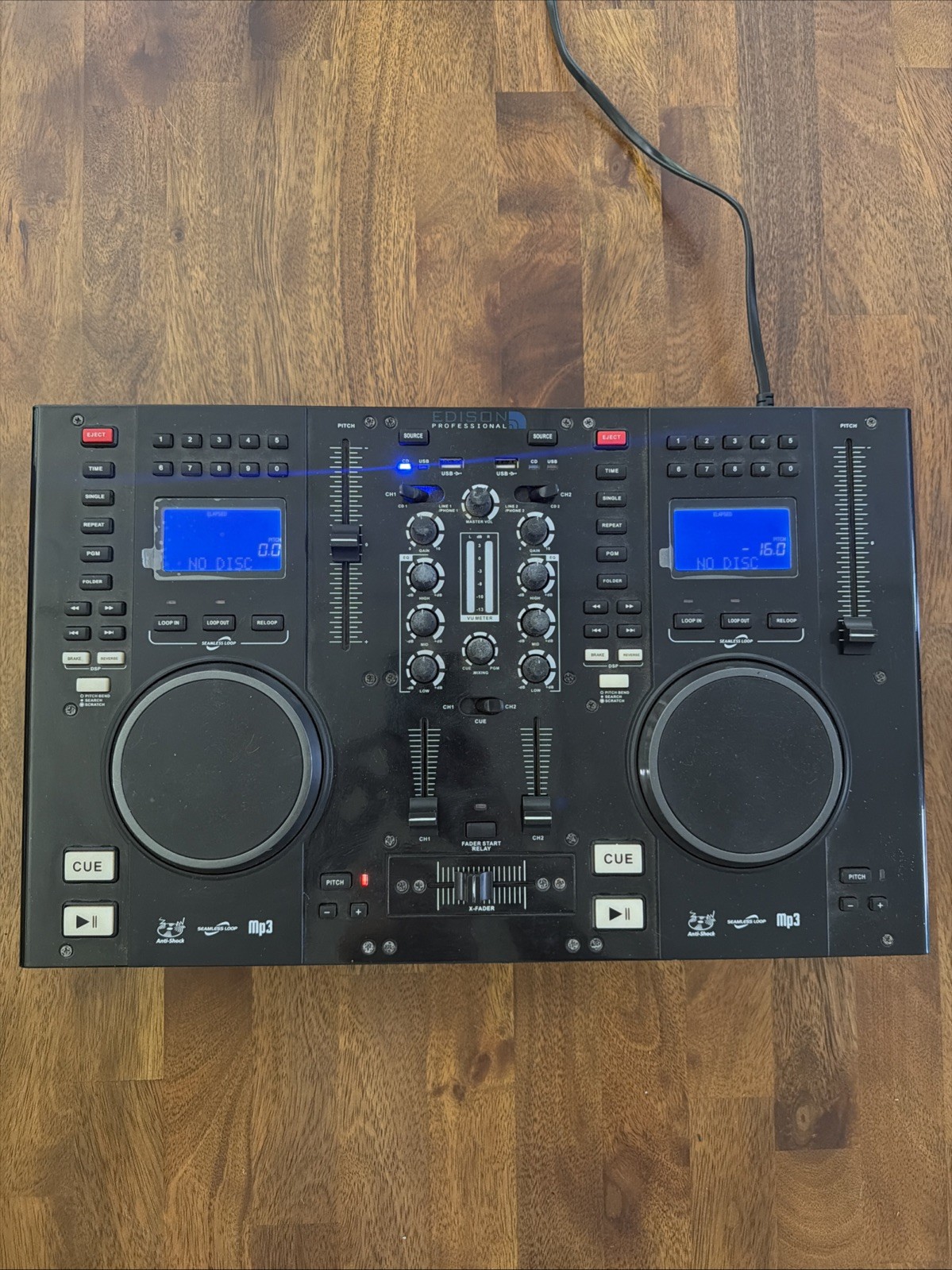 Edison Scratch 2500 Professional Dual CD Audio Mixer (NOT WORKING, FOR PARTS)