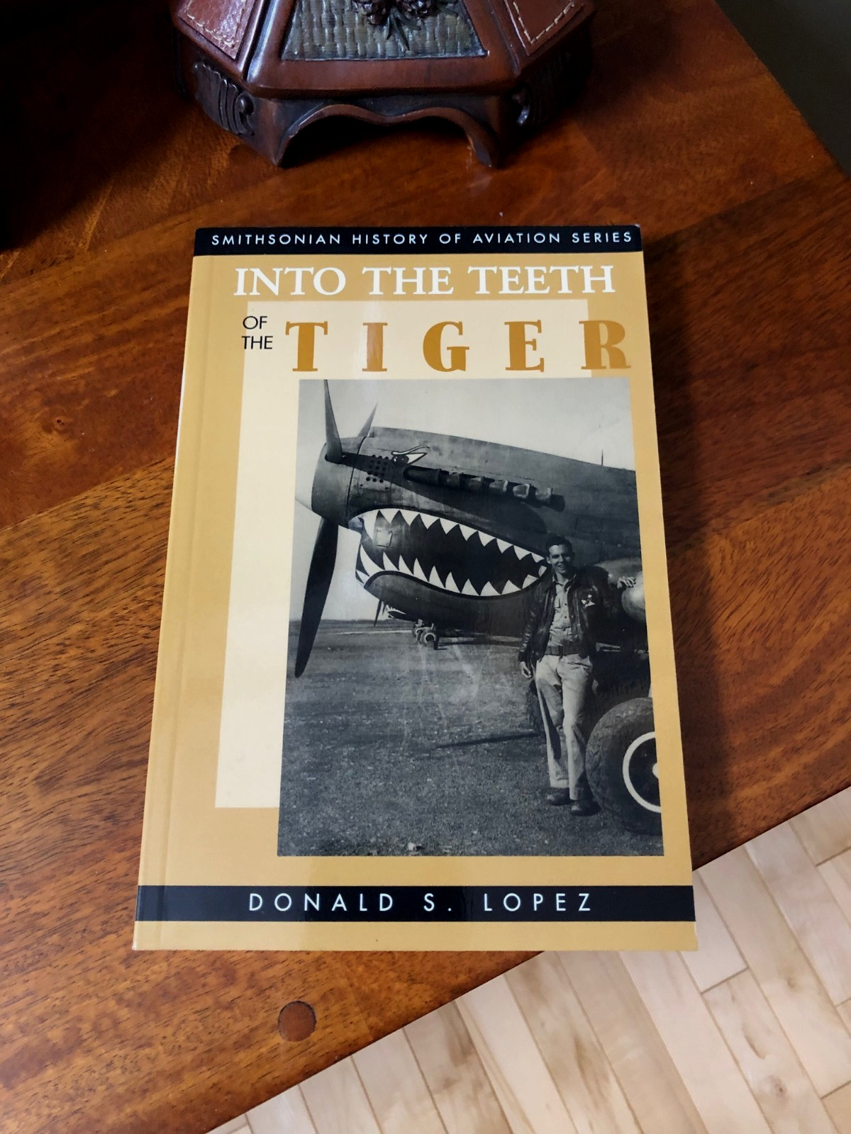 FLYING TIGERS WWII ACE **SIGNED** DONALD LOPEZ P-40 23RD FIGHTER GROUP !!