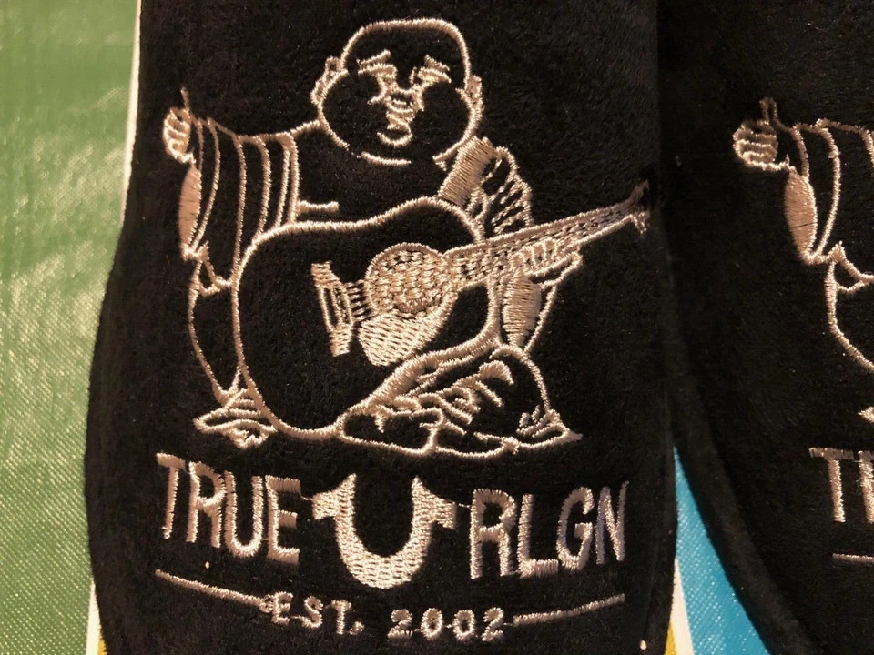 New TRUE RELIGION MENS SLIPPERS Budda Black