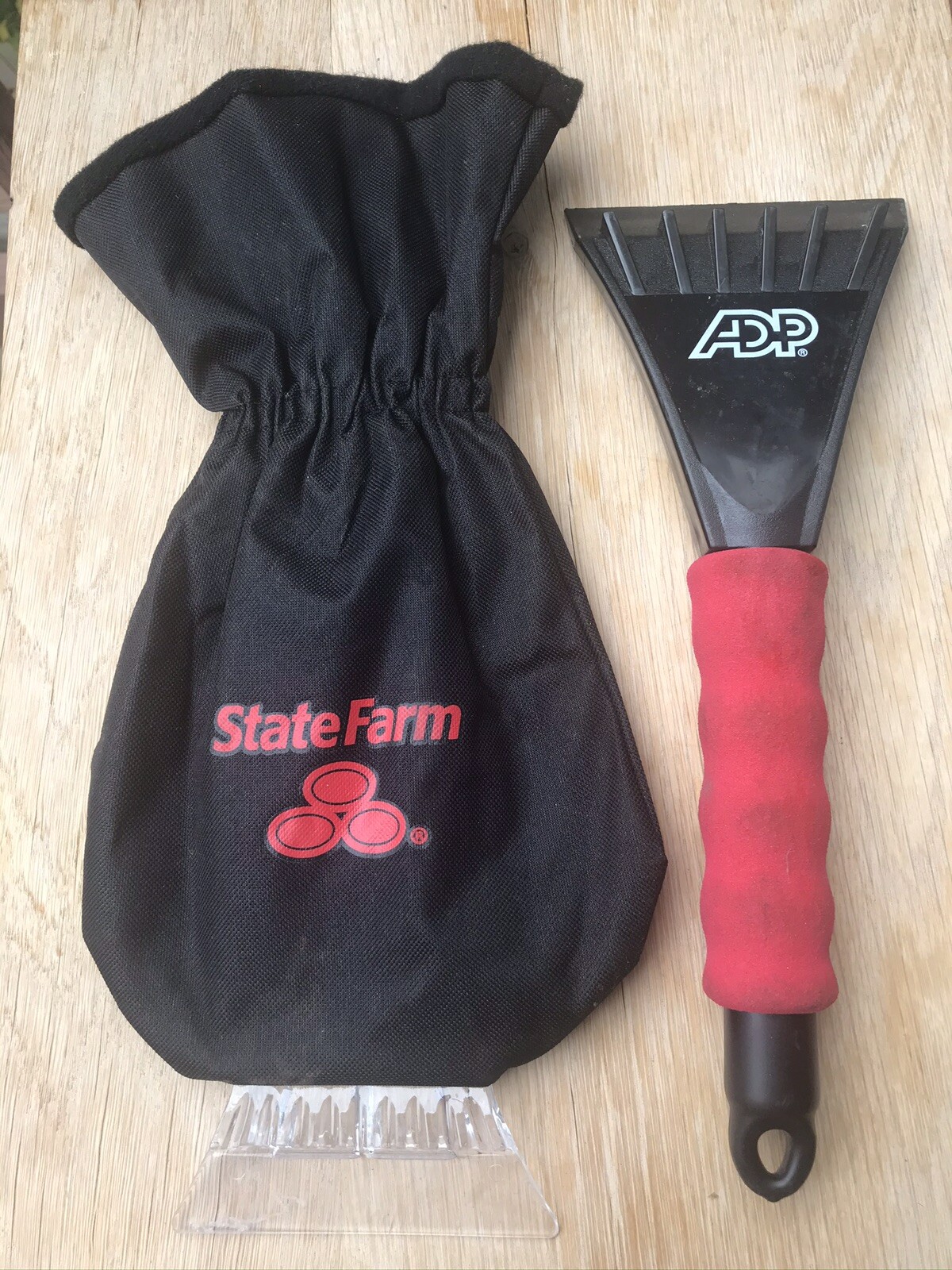 Ice Scrappers - Ice Scrapper W/ Glove Mitt & Chipper - Lot of 2 - Black Red