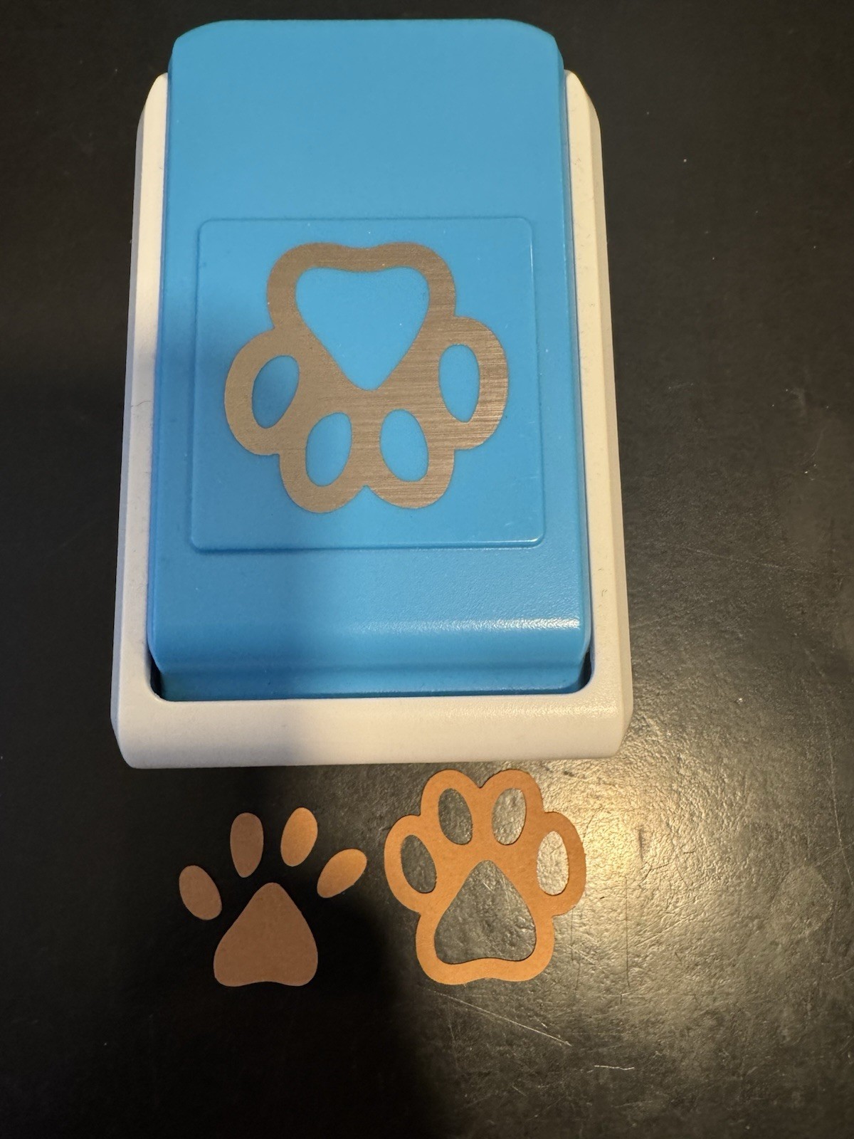 Creative Memories Paw Decorative Punch Print