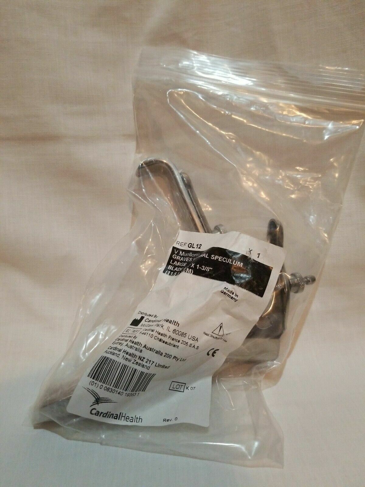 V. Mueller GL12 Graves Vaginal Speculum Large Blade MJ3