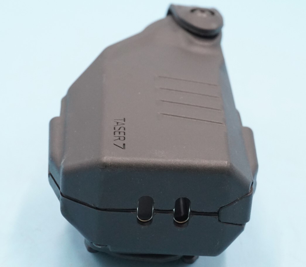 Safariland Taser 7 Holster 7520-464 Right Hand