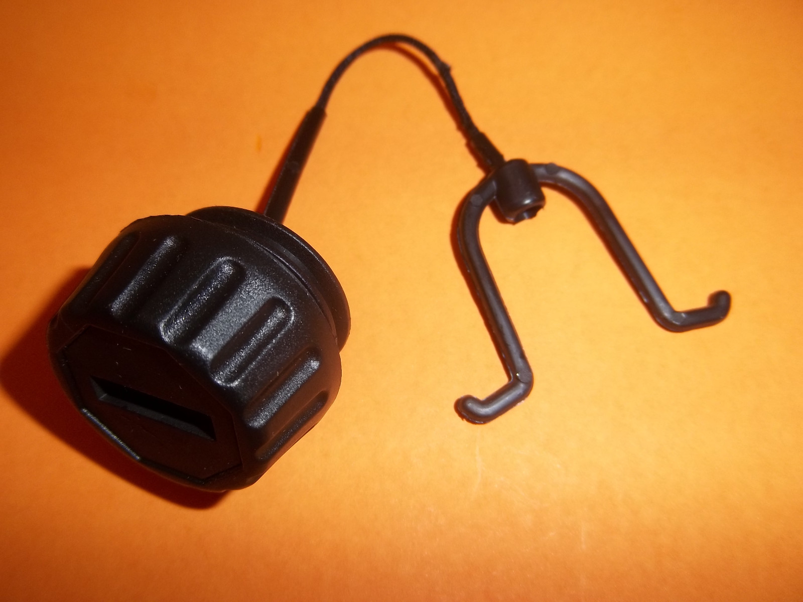 NEW REPLAC OIL CAP FITS STIHL 009 020T 010 021 023 024 025 026 00003500510 14780