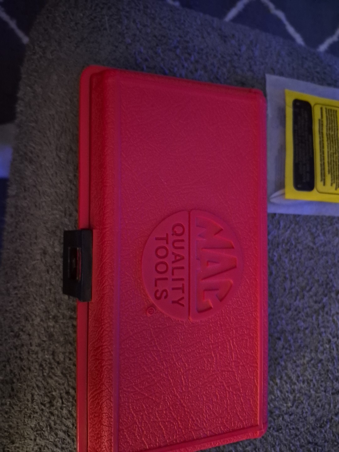 mac tools magnetic screwdriver and bit set