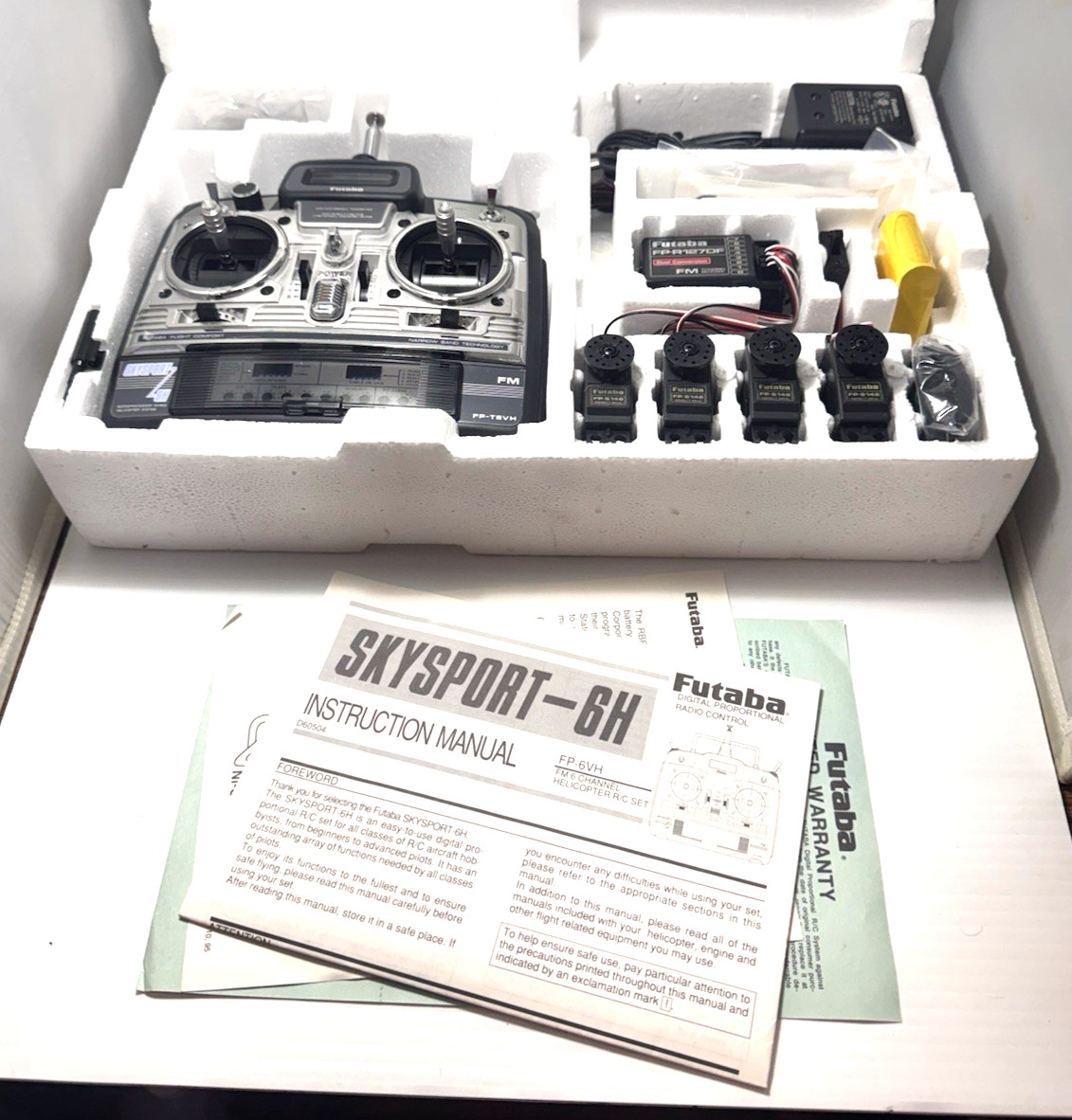 FUTABA Skysport 6 Helicopter RC SYSTEM 6H FP 6VH FM NEVER USED VINTAGE Rare