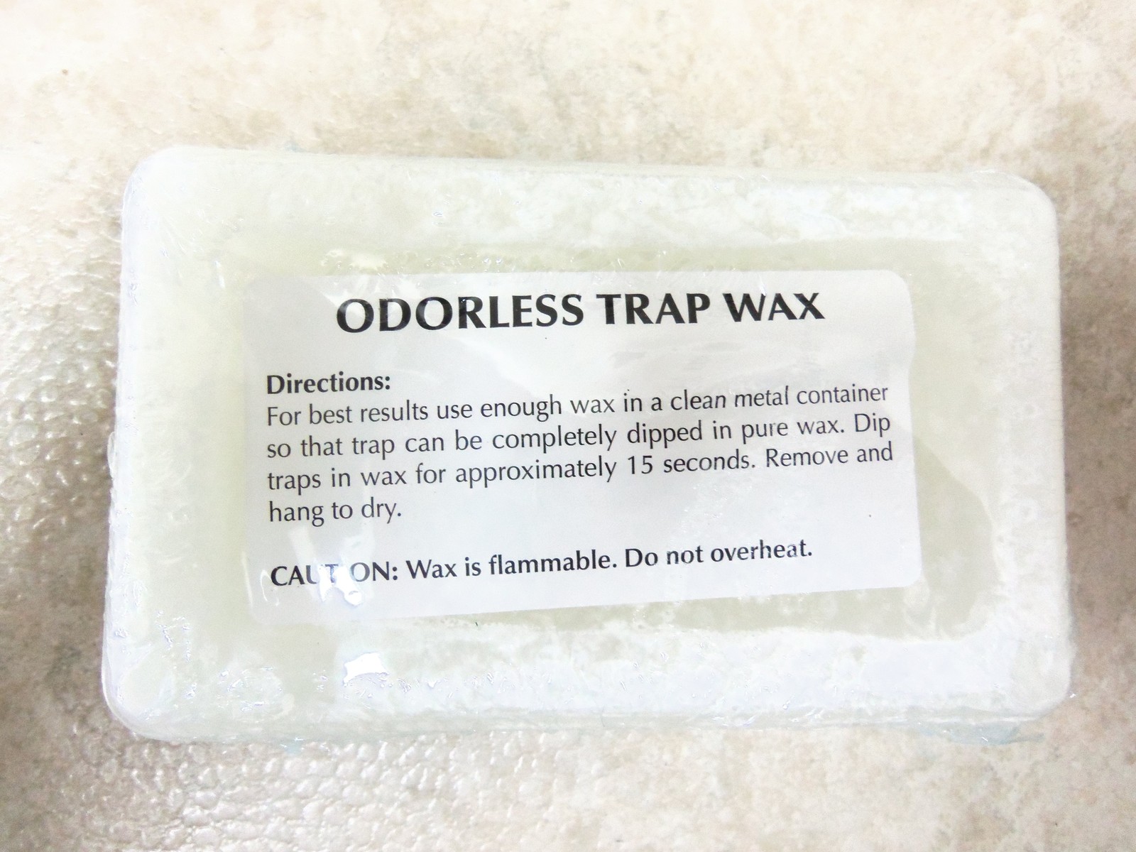 White Odorless Trap Wax 1 Lb.   Traps  Trapping  Raccoon Muskrat Mink Fox