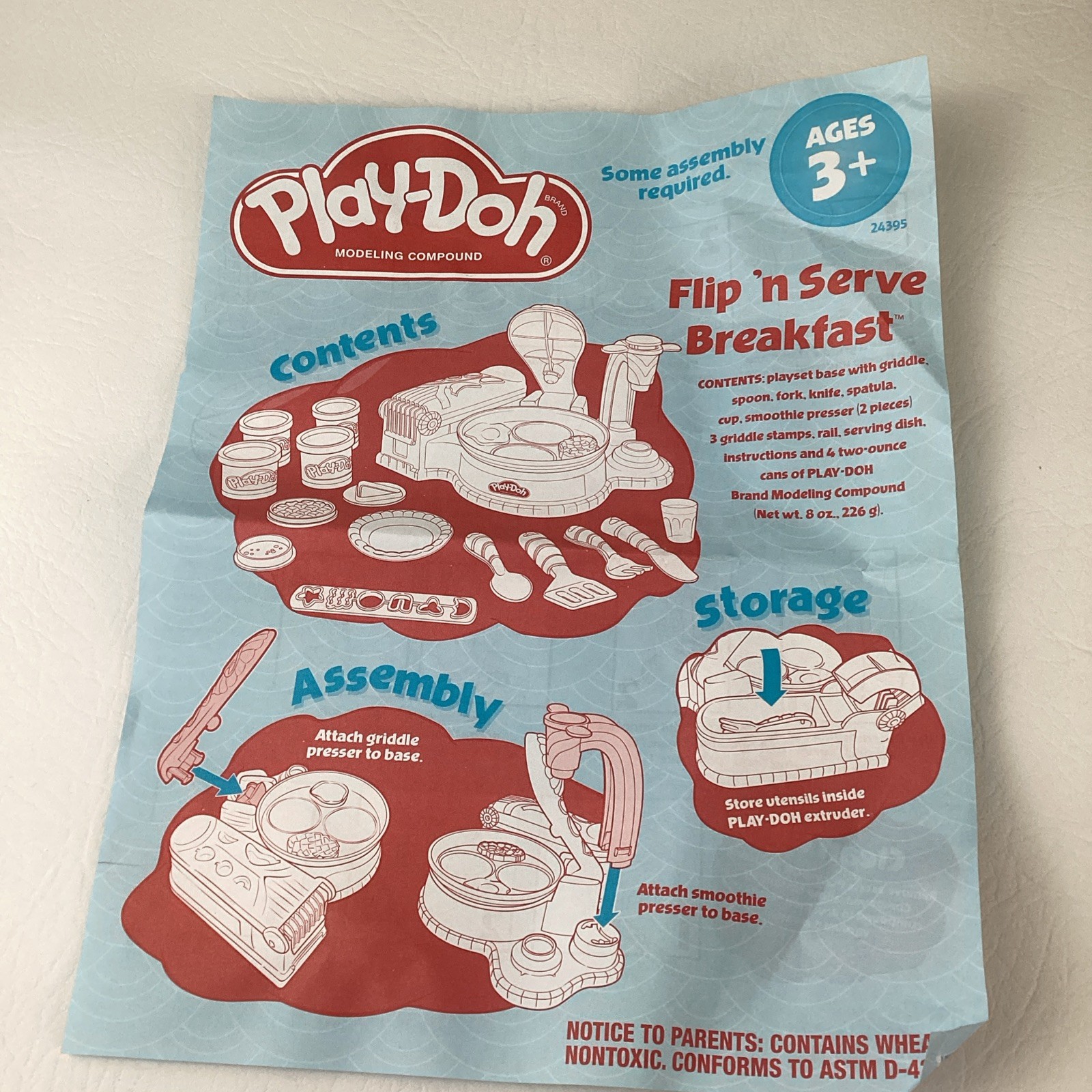 Play-Doh Flip N Serve Breakfast Playset Griddle 2010 Hasbro Kitchen Creations
