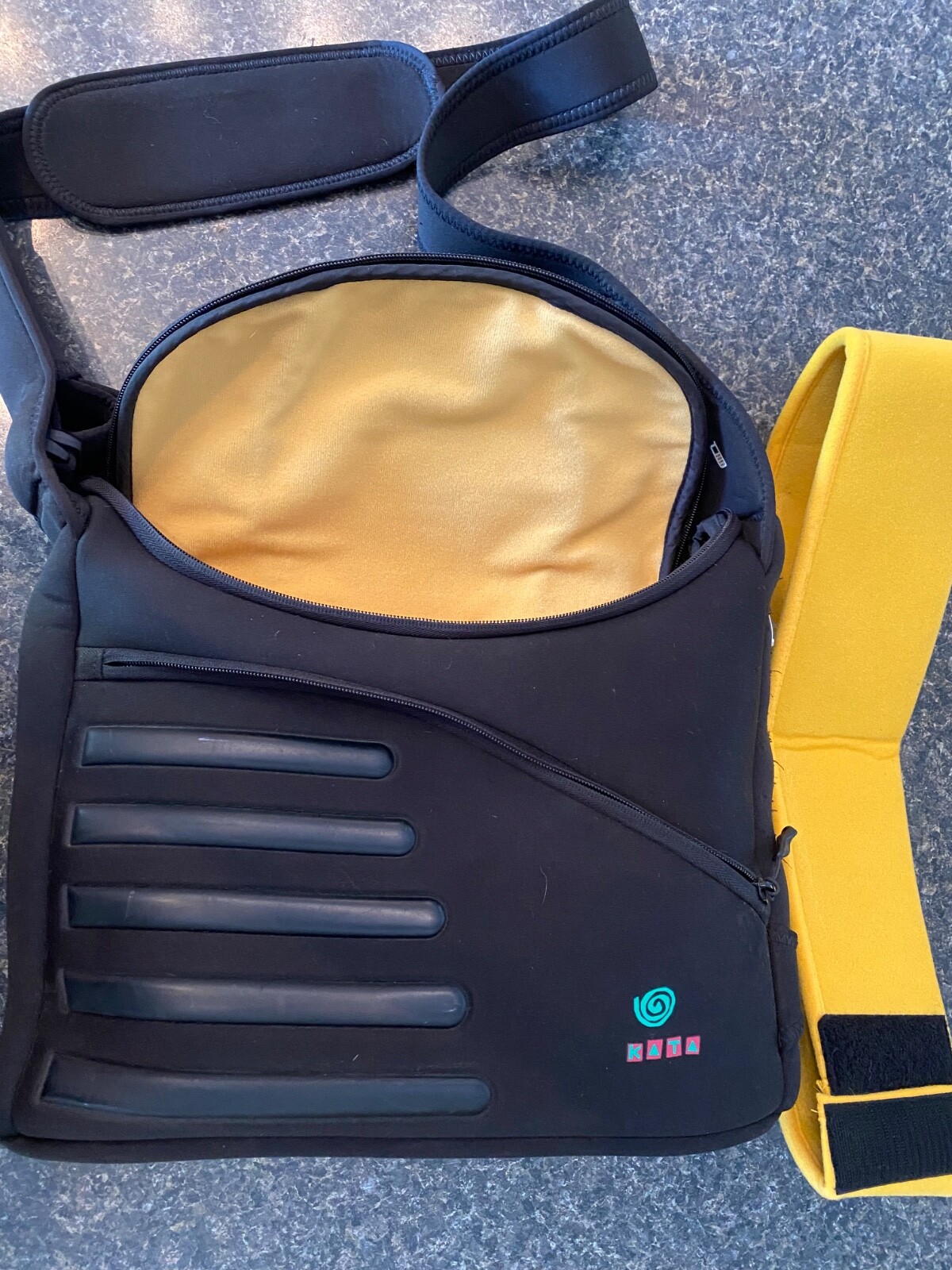KATA laptop case/bag KT-A34U Panorama U