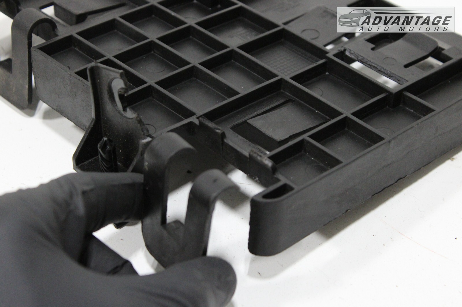 2019-2023 CHEVROLET BLAZER 3.6L ENGINE COMPUTER MODULE BRACKET HOLDER OEM