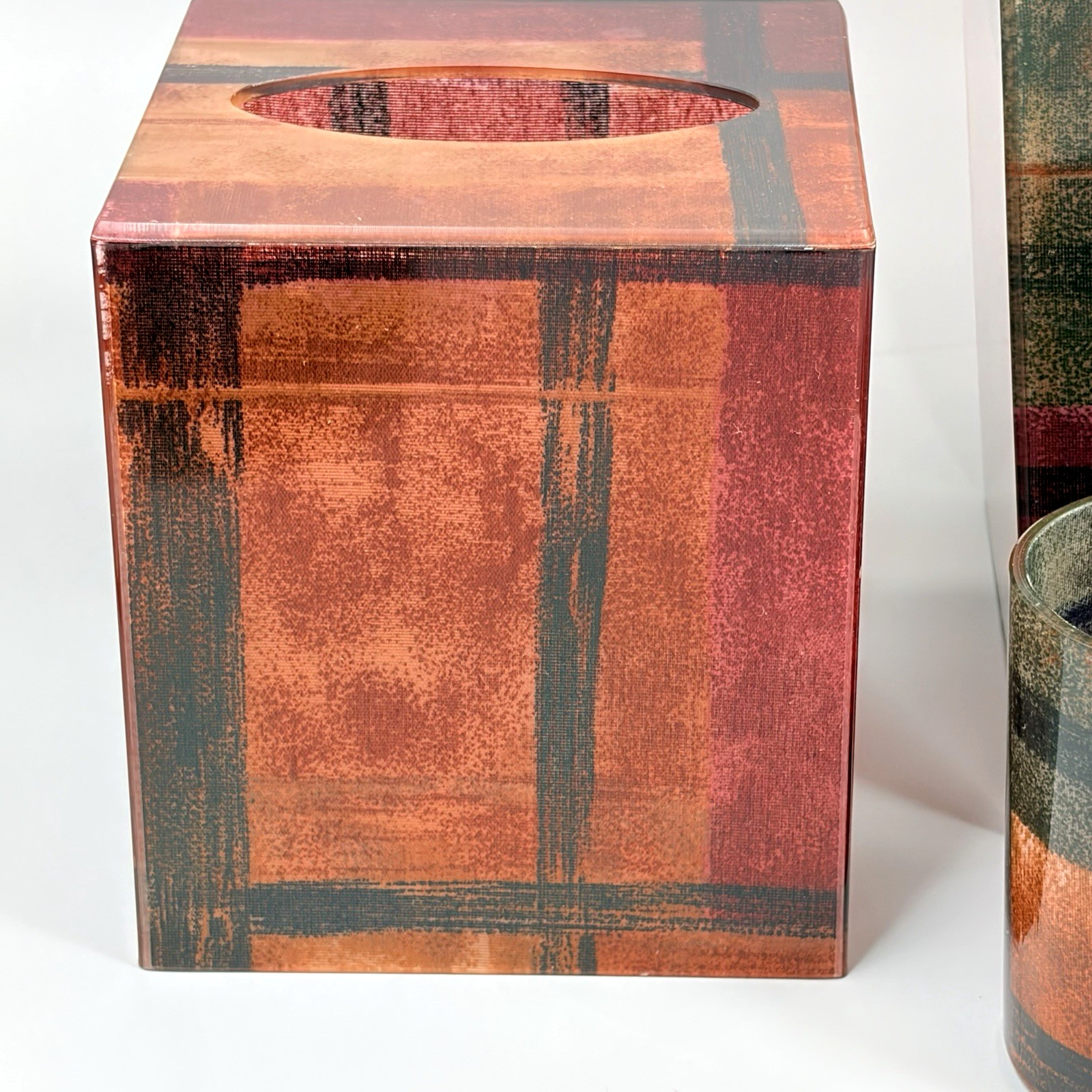 Contemporary Plaid Bath Accessory Set Waste Basket Tissue Box Cup Soap Dish