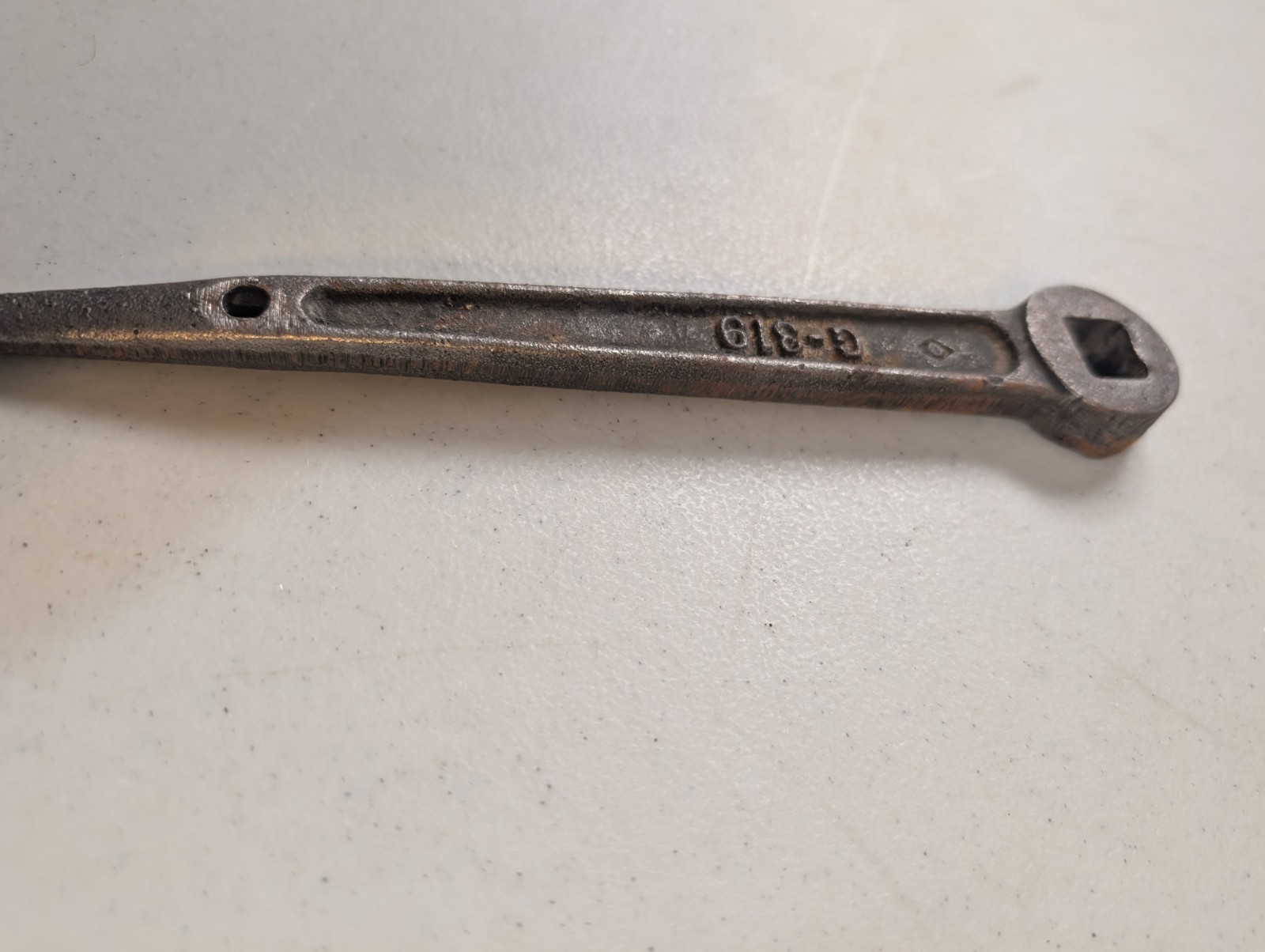 G 319 Bolt Header (?) 8" Tool