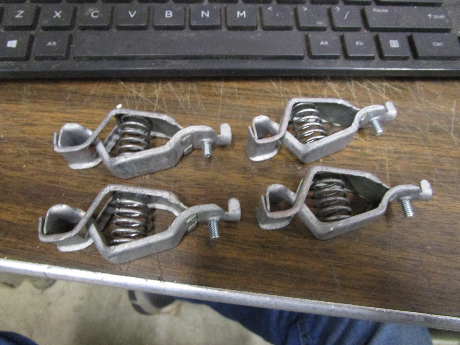 4 NOS Mueller 24A Steel Tester Automotive Screw/Crimp Cable Clamps Clips USA