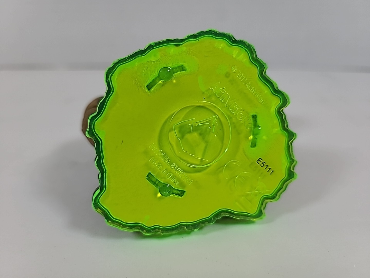 Activision Spyro Skylanders Bash Green Base w/ Card & Sticker