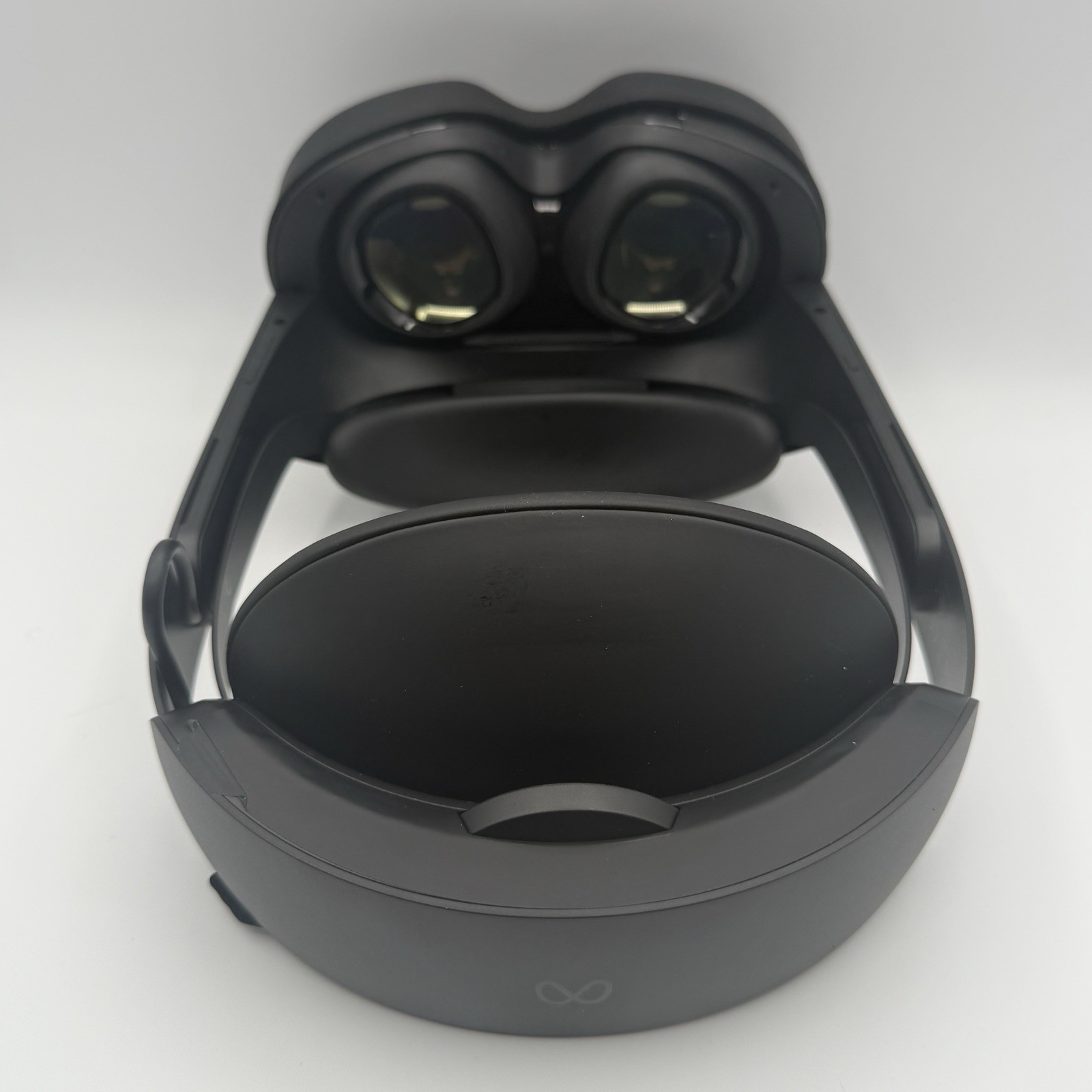 Meta Quest Pro 256GB Headset - Includes Charger & Accessories - No Controllers