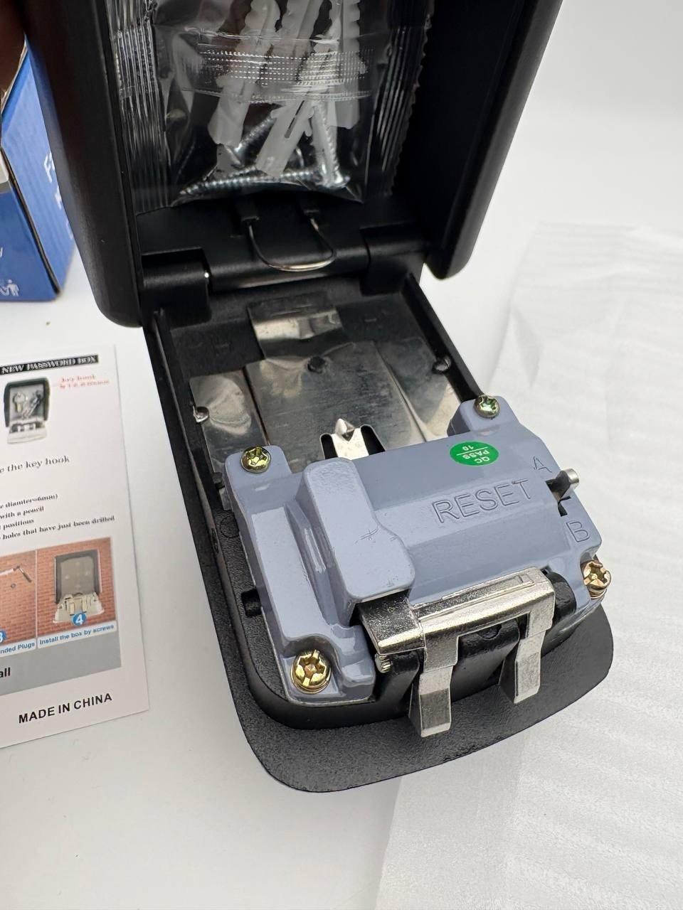 Key Lock Box - Outdoor Weatherproof Key Box