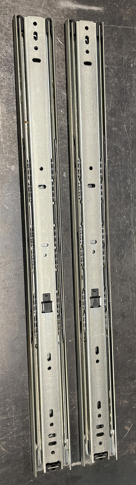 K&V 8400 Full Extension Drawer Slides 20" 100# w/ Hold Out  8414 B20 Made in USA