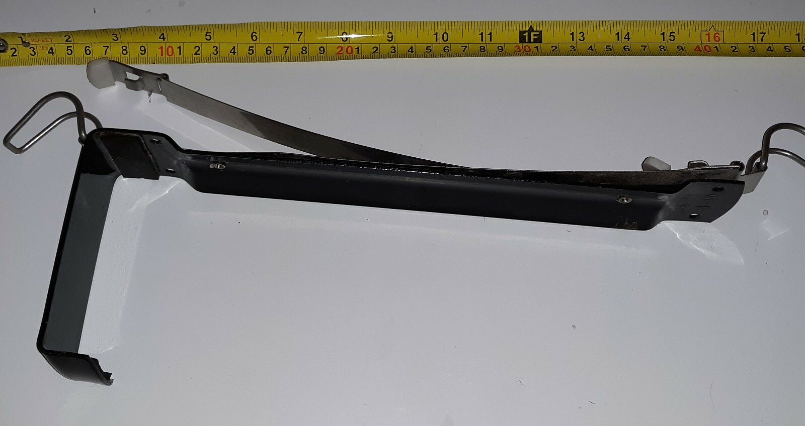 Lot of 2 Black Steel Fire Extinguisher Brackets DS-50 22904 New Old Stock