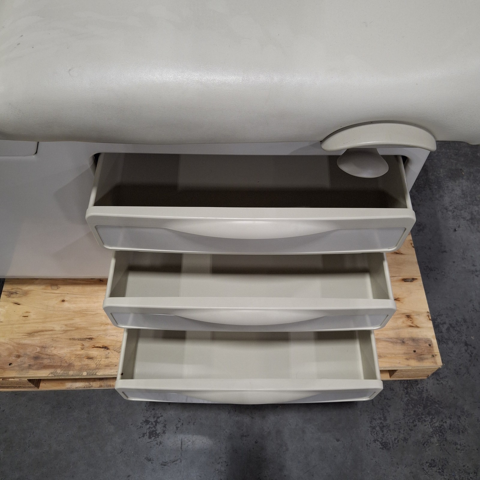 Midmark Ritter 204 Exam Table
