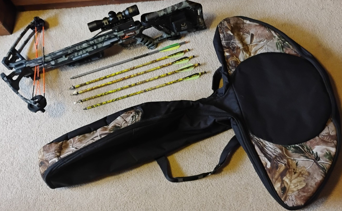 Ten Point Wicked Ridge Rampage 360 Crossbow w/ Scope, ACUdraw, bolts and case