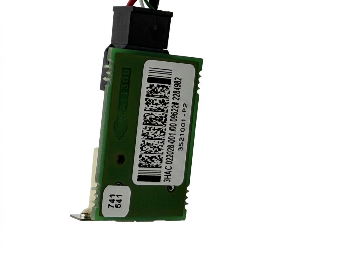 ABB 3HAC022028-001/00 Robot Controller Module