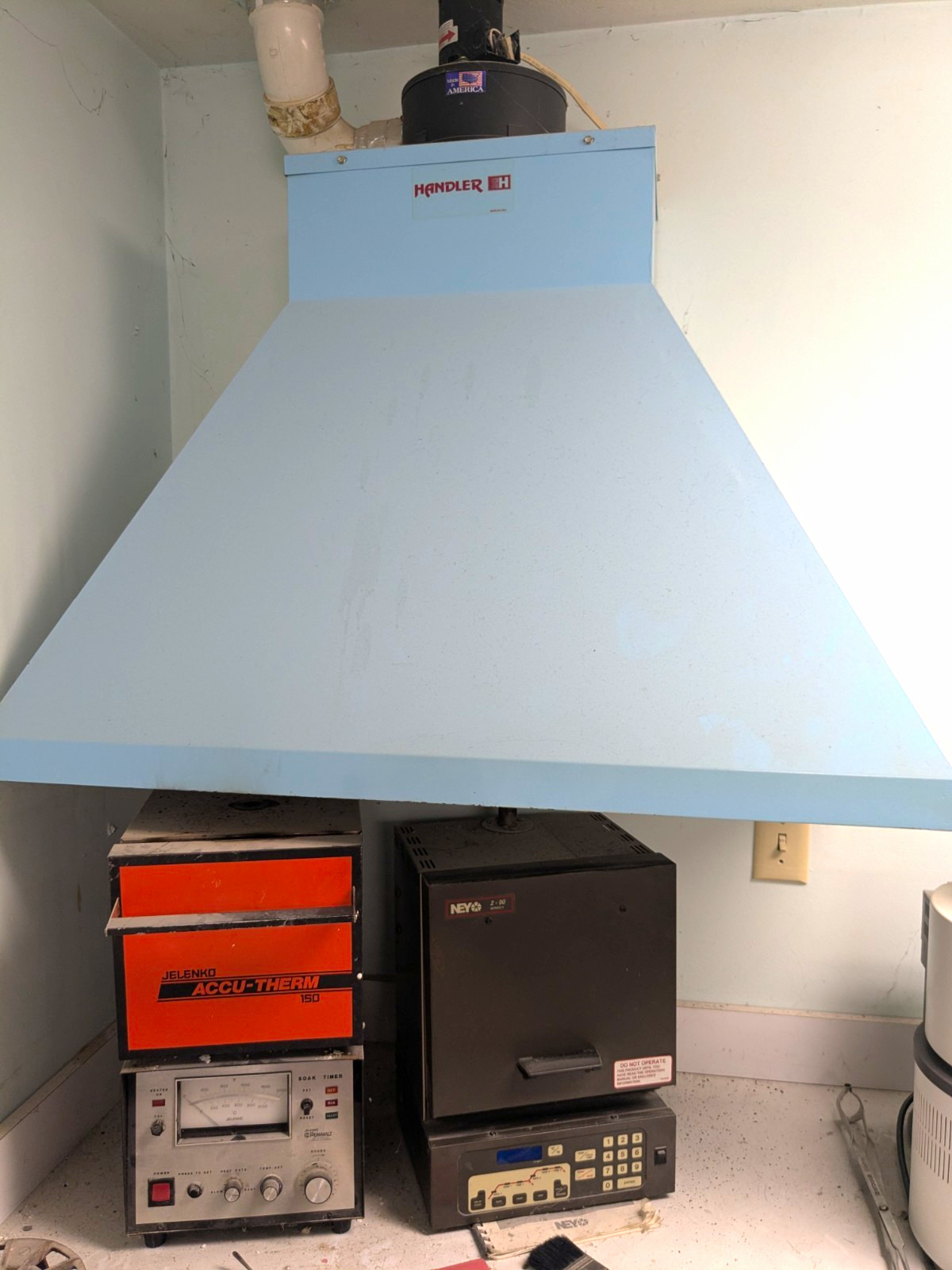 Handler Laboratory Fume Hood Ventilation Canopy for Dental Laboratory/ OBO
