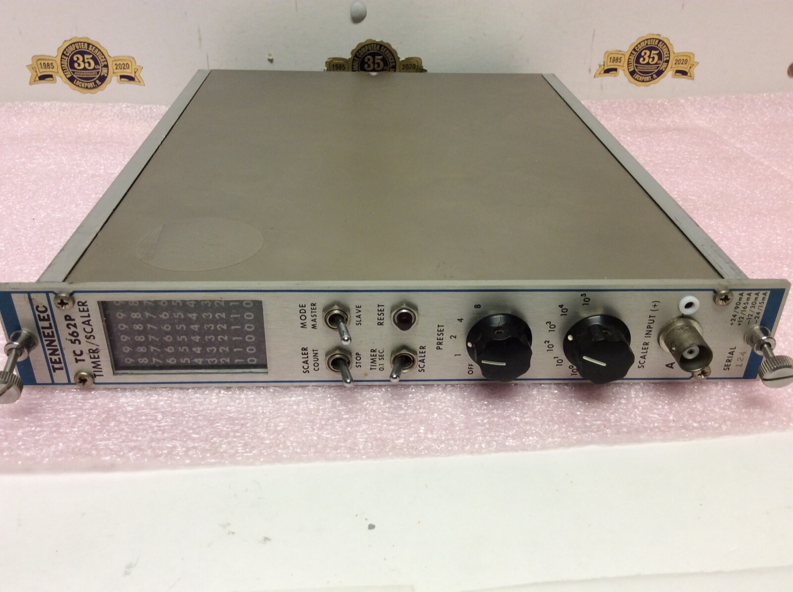 TENNELEC NIM computer module model # TC 562P Timer Scaler Bin Module