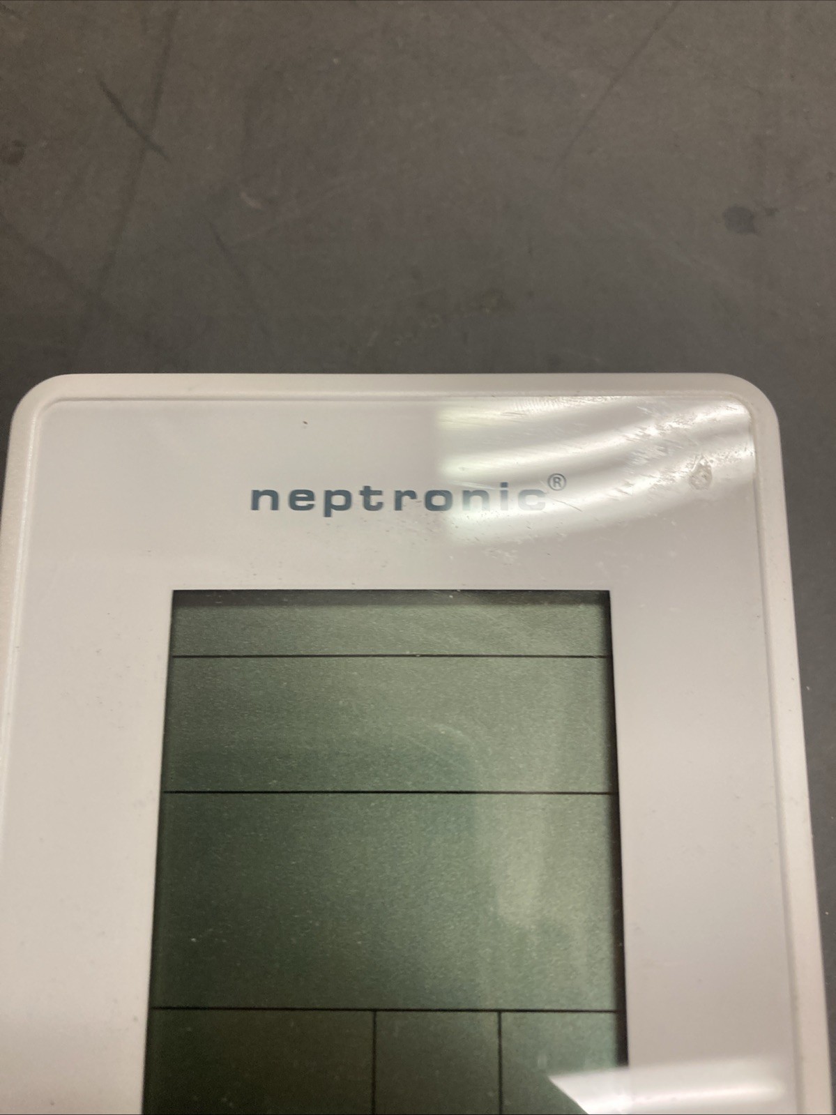 USED? Neptronic NF TUUB00-200 Wall Temperature Controller | U.S.A. SELLER