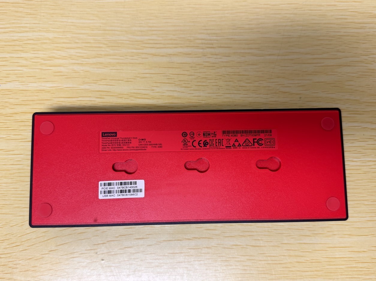 Lenovo ThinkPad Universal Thunderbolt 4 Dock Docking Station No AC Adapter