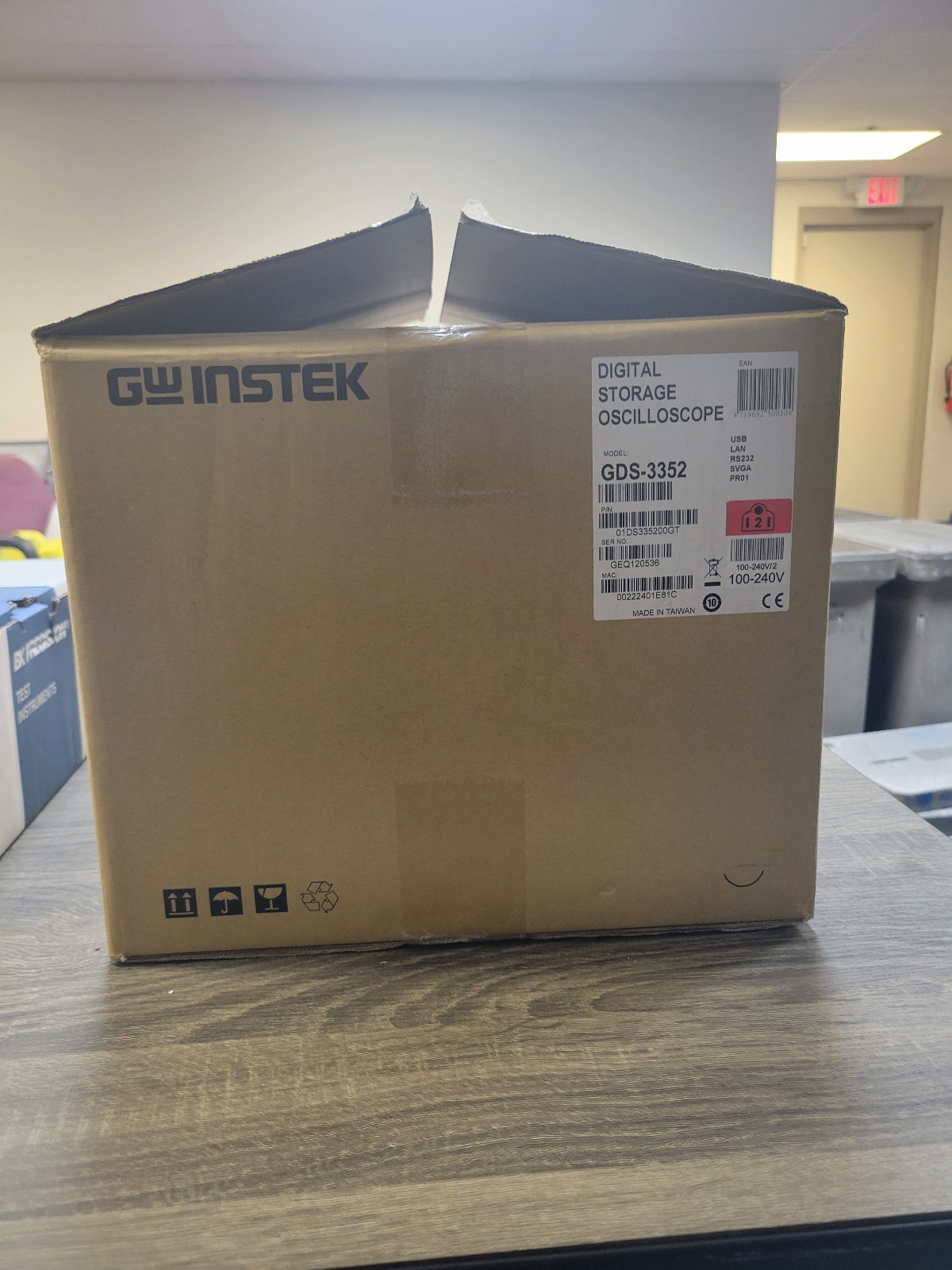 GW Instek GDS-3352 Digital Storage Oscilloscope
