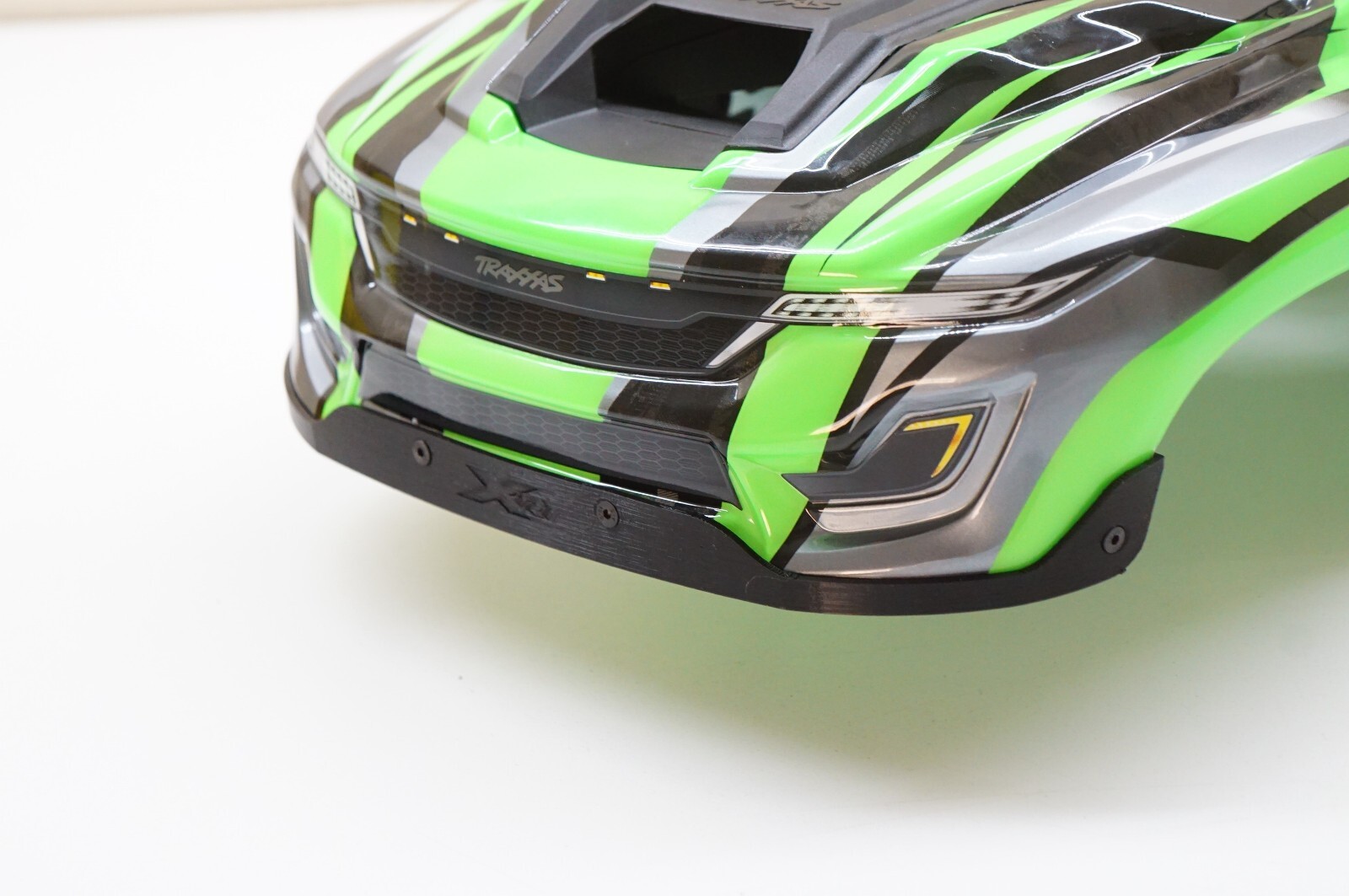 Body Savers for Traxxas XRT - Front & Rear Crack Protection Body Trim Stiffener