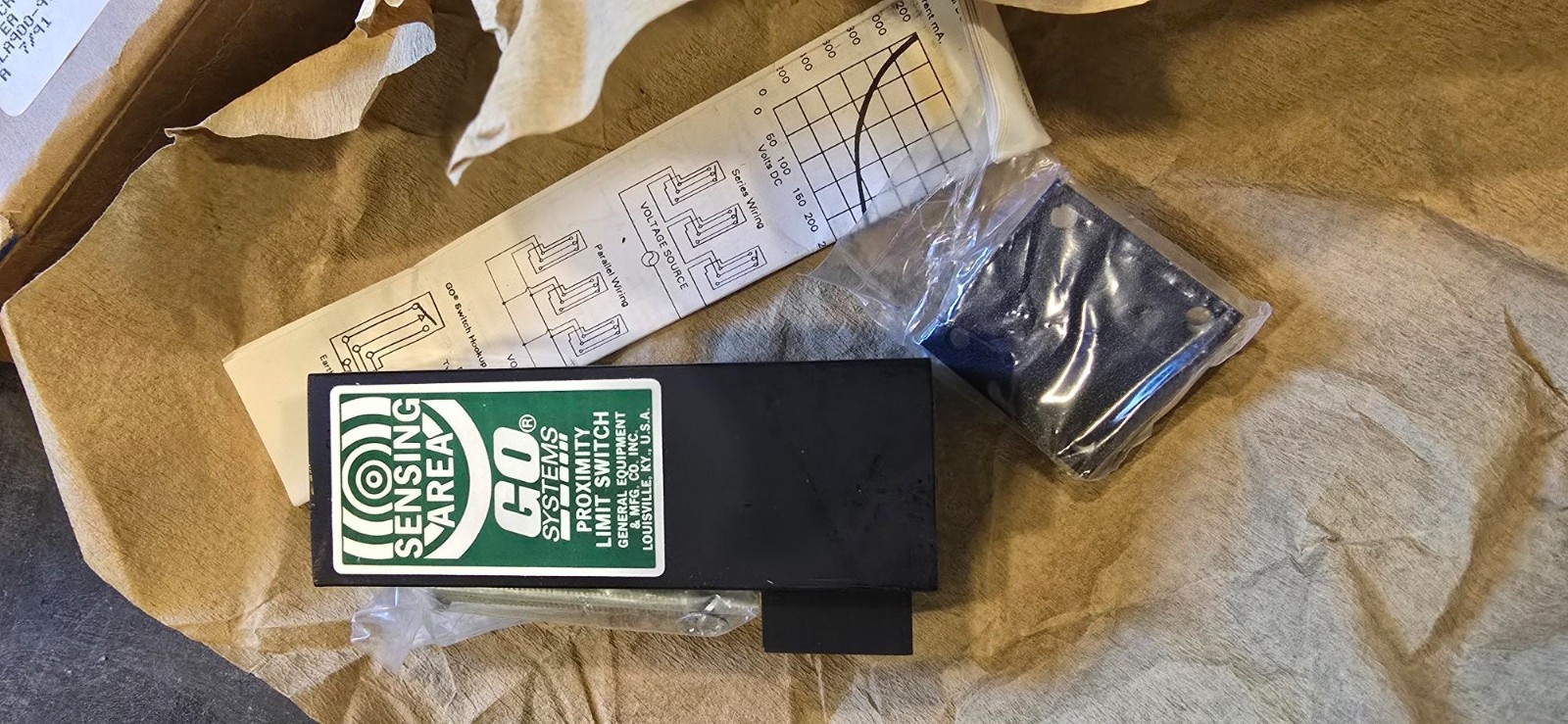 GO SYSTEMS PROXIMITY SWITCH 11-11210-00 5930-00-150-0954