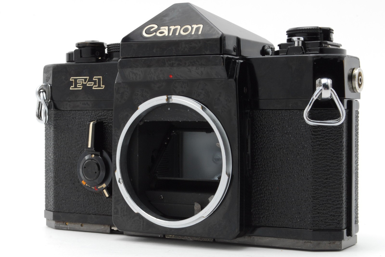 Canon F-1 Late Model 35mm SLR Film Camera Body Only Excellent Condition Japan