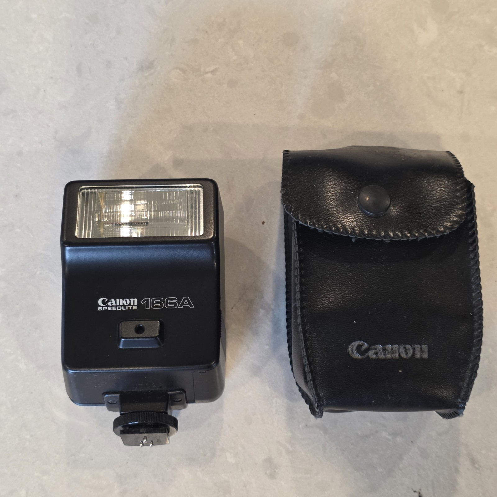 Canon Speedlite 166A Shoe Mount Flash for 35MM SLR Film Camera AE-1 A-1